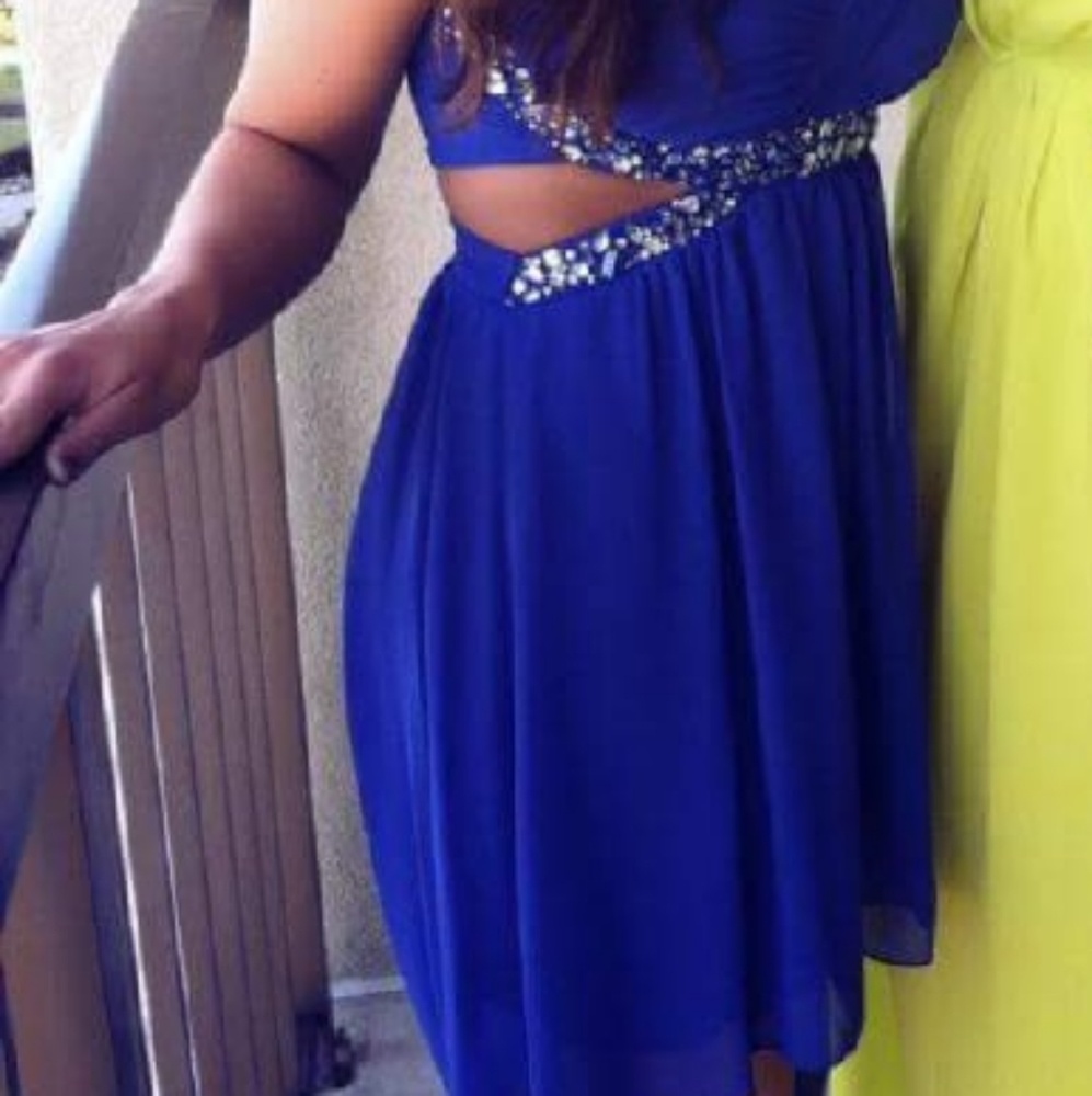 Blue cocktail/homecoming/formal dress